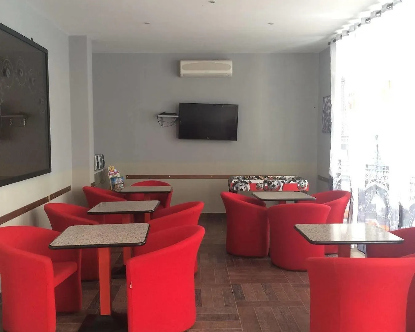 Hotel Laguna 利多迪迪耶索洛 2*,